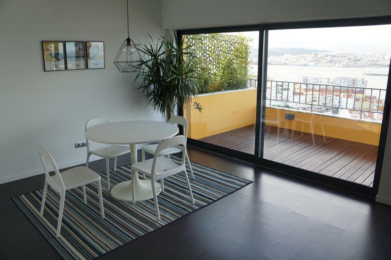 Ferienwohnung Penthouse Bellevue Almada Exterior foto