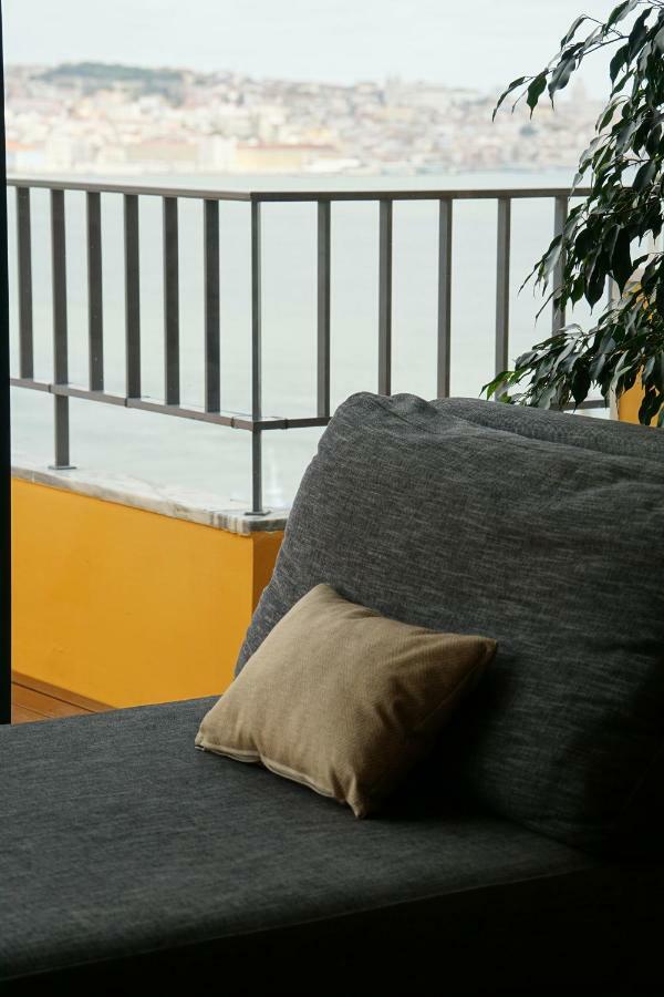 Ferienwohnung Penthouse Bellevue Almada Exterior foto
